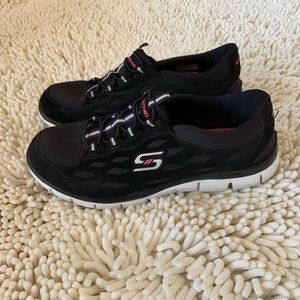 Sketchers Memory Foam Sneakers Black